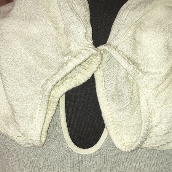 Living Doll Boho Cold Shoulder Floral Tunic - Picture 9 of 9